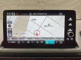 多機能と操作のしやすさを両立した、Honda CONNECT対応のナビディスプレーです。ETC2.0車載器もナビゲーション連動し、スマートフォン用Bluetoothユニット付きです。