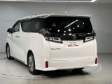 その他にも各種保険、お車の買取(T-UP)、JAF、TSカード、携帯電話などの取扱いをしております。詳しくはスタッフにお尋ねください。