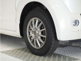 認定中古車では、厳しいHonda認定基準をクリアした厳選されたHonda認定中古車のみ、取り扱っております。「ご購入前の安心」「納車後の信頼」を車両と一緒に提供しております。