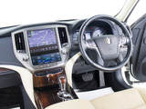 使いやすさや安全性を追求したステアリング周り!高級車ゆえにスイッチ類が多いのも特徴ですね!考え尽くされた配置ですぐに使いこなす事が出来ますのでご安心下さい!是非、体感してみて下さい!!