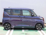 『サイドシルエット』運転席側写真になります。