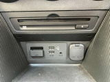 CD/DVD/フルセグTV/USB/AUX/ブルートゥース/アップルカープレイ/アンドロイドオートに対応したオーディオです。