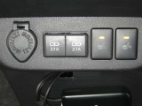 【シートヒーター搭載】シートを温めてくれる暖房機器です!長時間座っていると負担が掛かりやすい背中や腰、または冬場の寒い日に冷えやすい脚部に快適なぬくもりを♪