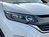 明るくて長寿命のLEDヘッドライト採用