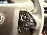 ステアリングスイッチで車両情報を切り替えて必要な情報を確認したりできます。