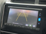 ◆リアワイドカメラシステム◆3種類の表示で後方確認をサポート♪セレクトレバーを「R」の位置に入れるとカメラ画像に切り替え。ノーマルビューでは従来のリアカメラと同様の標準的なビューで表示します!