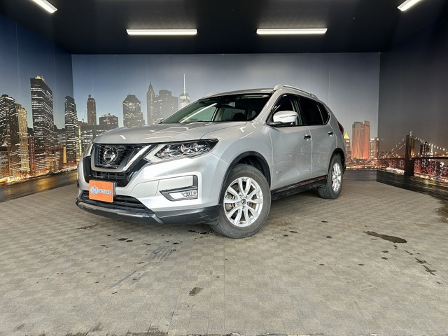 エクストレイル 2.0 20Xi ハイブリッド 4WD (禁煙車)(後期型)(4WD)(純正ナビ)(アラウン