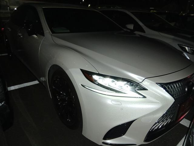 LS 500h Iパッケージ 禁煙車 純正12.3インチナビ フルセグ