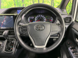 【ステアリングスイッチ】運転中、前方から目線をそらすことなく、オーディオ等の操作が可能な便利機能!安心&快適なドライブを演出してくれます♪