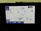 9インチのディスプレイオーディオ装着です。スマホとの通信で様々なサービスが楽しめます。TV視聴にも対応しています。