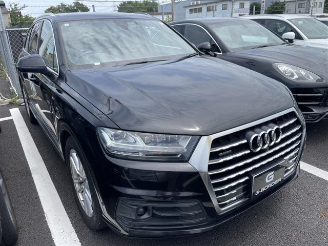 Q72.0 TFSI クワトロ Sラインパッケージ 4WD禁煙車 黒革シート 純正ナビ フルセグTV