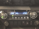操作しやすいオートエアコン。 車内をいつも快適に保つ事が出来ます。