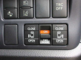 運転席からもスイッチ1つでリヤドアを開閉する事ができます。