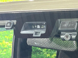 【スズキ セーフティサポート】走行中に前方の車両等を認識し、衝突しそうな時は警報とブレーキで衝突回避と被害軽減をアシスト。より安全にドライブをお楽しみいただけます。