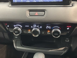フロント両席にはシートヒーターが付いています!寒い日に便利な装備ですね。