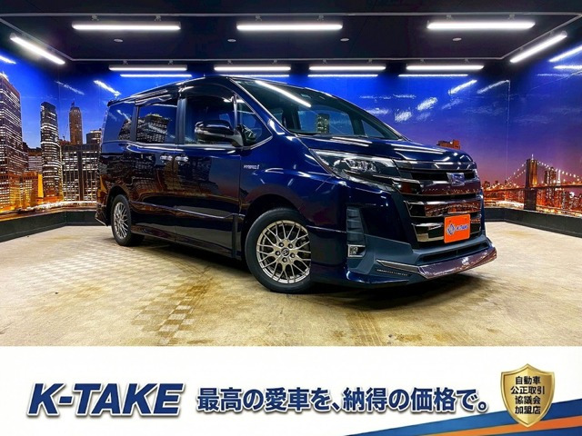 ノア 1.8 ハイブリッド Si W×B (禁煙車)(後期型)(TRDエアロ)(黒半革シート