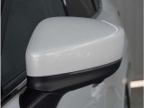 【ドアミラーウインカー】格好良さだけではなく対向車両からの視認性もよく安全に走行する為の安全装備のひとつです。