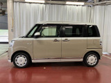 【スマートアシストIII搭載車】 衝突回避支援ブレーキ機能(対車両・歩行者)、衝突警報機能(対車両・対歩行者)、誤発信抑制制御機能などの機能で安全な運転をサポートします。