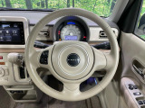 【純正革巻きステアリング】上質な革を使用することで、手にしっかり馴染みとても運転しやすいハンドルです♪