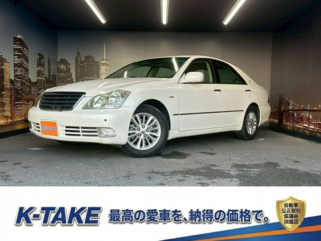 クラウン 3.0 ロイヤルサルーン (禁煙車)(純正DVDナビ)(クルーズコントロー