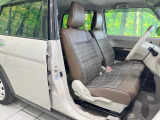 運転席シート廻りは使用感も少なく、良好な状態となっています。丁寧に使われていたことがよくわかりますね。