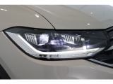 LEDヘッドライト+LEDテールランプ付き。高い視認性を確保しながら、消費電力の少なさと長寿命を実現させた次世代のライトです。