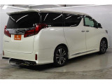 こだわりがあってなかなか気に入ったお車がないそこのお客様!全国のオークションからピッタリの1台を探すことが可能です。ぜひ一度お問い合わせください。