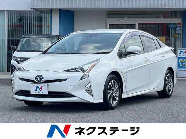 トヨタ プリウス 