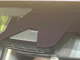 【トヨタセーフティセンス】走行中に前方の車両等を認識し、衝突しそうな時は警報とブレーキで衝突回避と被害軽減をアシスト。より安全にドライブをお楽しみいただけます。