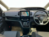 セレナ 1.2 e-POWER ハイウェイスターV 
