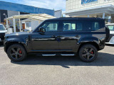 ディフェンダー 110 X 3.0L D300 ディーゼル 4WD エアサス・スライディングルーフ・...