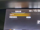 【LDW】車線逸脱警報システムのこと!!ウィンドシールドに備え付けられているカメラで車線(レーン)を認識し、自車両が車線を逸脱しそうな状況においてメーターの表示と警告音で運転者に注意を促します☆