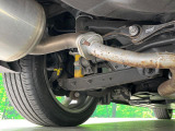 お車を安心してお乗りいただく為には、足回りの定期点検が欠かせません。サービスサポート(有償保証)では無料点検もご提供しており、安心のカーライフをお過ごしいただけるサポート体制が整っています。