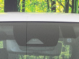 【トヨタセーフティセンス】走行中に前方の車両等を認識し、衝突しそうな時は警報とブレーキで衝突回避と被害軽減をアシスト。より安全にドライブをお楽しみいただけます。