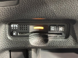 いまや快適なカーライフに欠かせないETCが付いています。