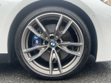 自動車保険も純正のクオリティを。BMWの正規ディーラーのみが取り扱い可能な、BMW専用自動車保険。専任のスタッフが皆様のカーライフを24時間365日サポート致します。