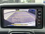 【バックモニター】バックカメラが装着されています。車庫入れが苦手な方もこれがあれば安心ですね