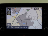 ディスプレイオーディオを装備。スマホとクルマをつなぐことで、これまでのナビに加えて、いろんなサービスが楽しめます