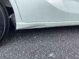 同じく運転席側サイドシル後部に凹み傷有ります。