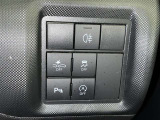 アイドリングストップ機能がついているので、停車時にエンジンを止めて燃料消費を抑えます。環境にもお財布に優しいですね♪