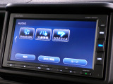 CD、Bluetooth、AM、FM、スマートフォン接続ができます。