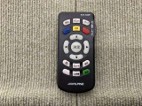 後席モニター用リモコンです。