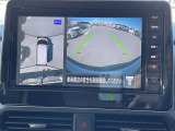 上から見たような画像で車庫入れなどに便利なアラウンドビューモニター