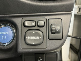 室内からミラーの開閉が可能な電動格納ミラーです!