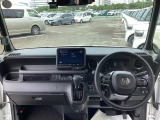 この度は、当店のお車をご覧いただきまして誠にありがとうございます。当店では全国販売・納車も行っております。県によって陸送費用は異なりますのでお気軽にお問い合わせください。