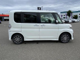ダイハツ タント カスタムX トップエディションSAⅡ 4WD/社外フルセグナビゲーション/バックモニター/ハーフレザーシート/助手席側電動スライドドア/プッシュスタート&スマートキー/リヤスポイラー