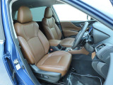 ■運転席シートです。座り心地を高めた座面構造となっておりますので、近場へのちょっとした移動やロングドライブ時など、どんな時でも快適なドライビングを楽しんでいただく事が可能です。