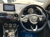 すっきりとしたハンドル周りのデザインで、運転席の操作性も良く、リラックスして運転をしていただけます。