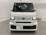 フロントマスクは個性もいっぱい! 人気の車です。