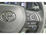 レーダークルーズコントロール(全車速追従機能付)付きです。車速に応じて追従支援してくれるので、ロングドライブも快適です。詳細は販売店スタッフまでおたずねください。